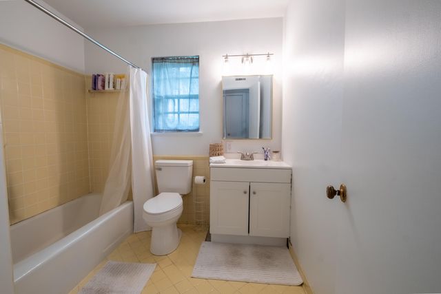 874 Colony Drive B23, Charleston, SC 29407