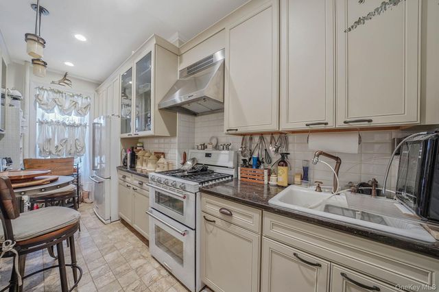 65 Granite Street, Brooklyn, NY 11207