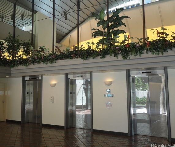 1188 Bishop Street 2009, Honolulu, HI 96813