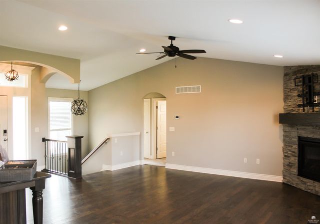4436 Filaree Court, Manhattan, KS 66502