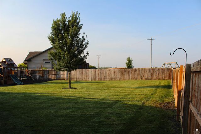 4436 Filaree Court, Manhattan, KS 66502