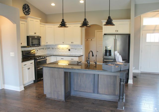 4436 Filaree Court, Manhattan, KS 66502