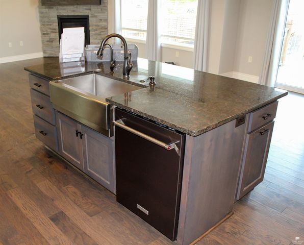 4436 Filaree Court, Manhattan, KS 66502
