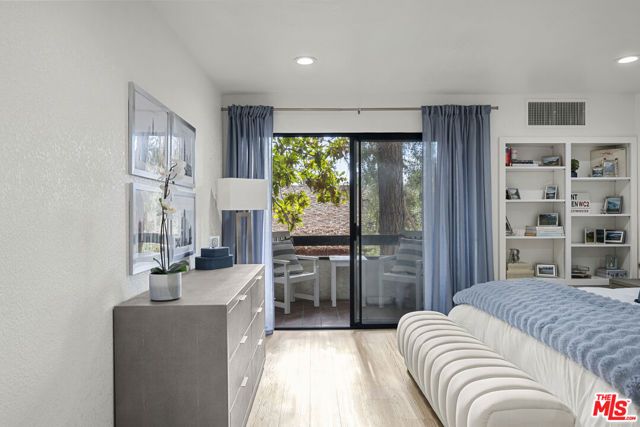 4425 Whitsett Avenue 214, Los Angeles, CA 91604