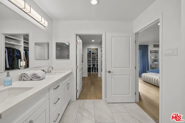 4425 Whitsett Avenue 214, Los Angeles, CA 91604