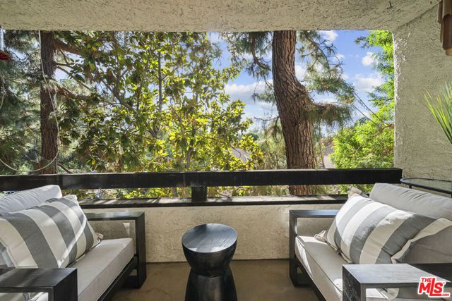 4425 Whitsett Avenue 214, Los Angeles, CA 91604