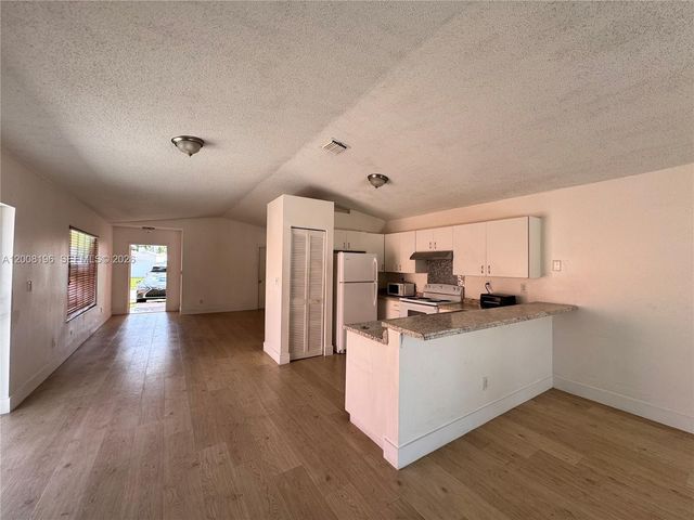 14350 SW 175th St 0, Miami, FL 33177