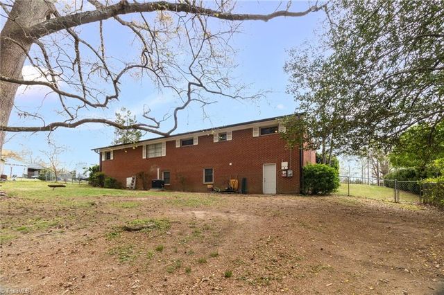 11 swaim Drive, Thomasville, NC 27360