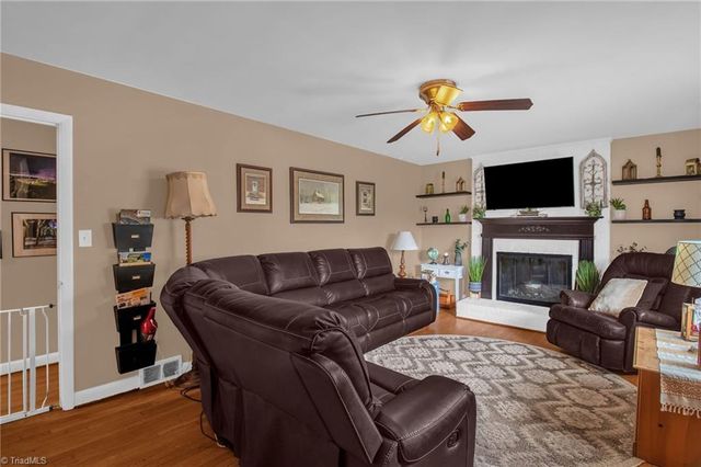 11 swaim Drive, Thomasville, NC 27360