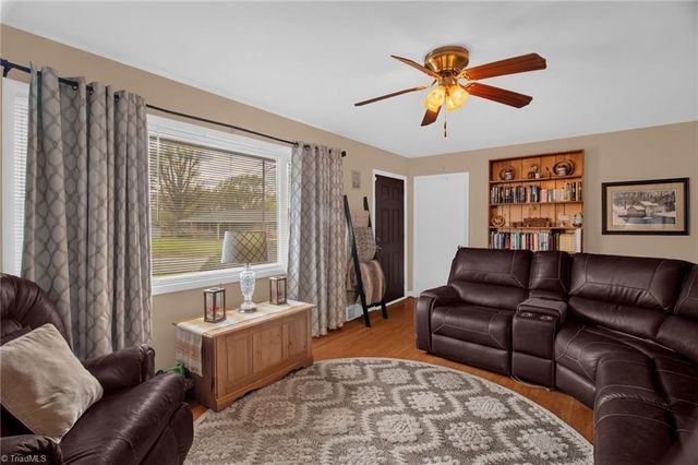 11 swaim Drive, Thomasville, NC 27360