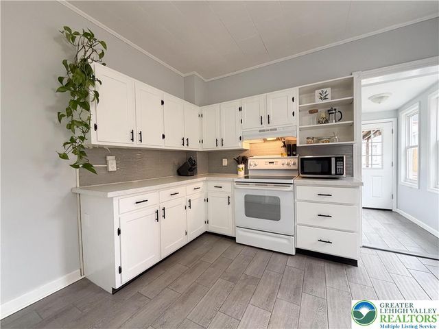 41 Evergreen Street, Nazareth Boro, PA 18064