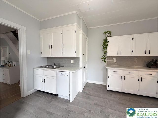 41 Evergreen Street, Nazareth Boro, PA 18064