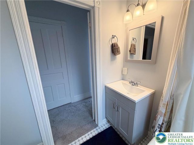 41 Evergreen Street, Nazareth Boro, PA 18064