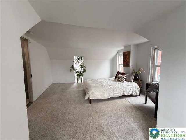 41 Evergreen Street, Nazareth Boro, PA 18064