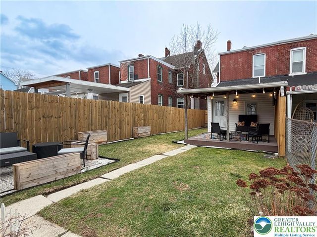 41 Evergreen Street, Nazareth Boro, PA 18064