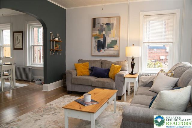 41 Evergreen Street, Nazareth Boro, PA 18064