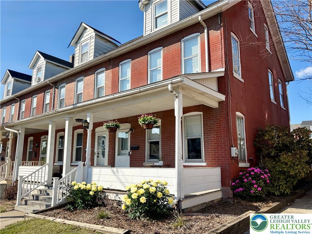 41 Evergreen Street, Nazareth Boro, PA 18064