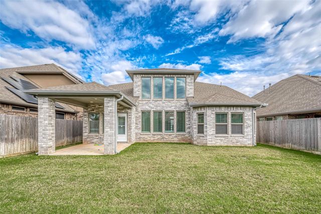 2327 Pumpkin Patch Lane, Richmond, TX 77406