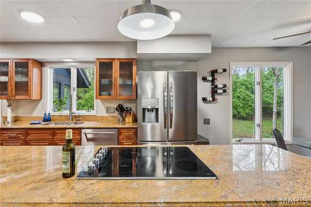 39 Metz Court, Lake St Louis, MO 63367