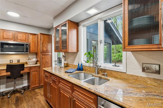 39 Metz Court, Lake St Louis, MO 63367