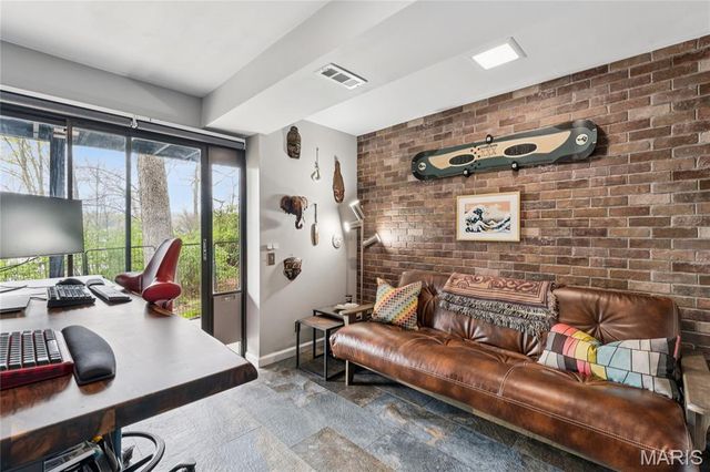 39 Metz Court, Lake St Louis, MO 63367