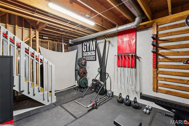 39 Metz Court, Lake St Louis, MO 63367