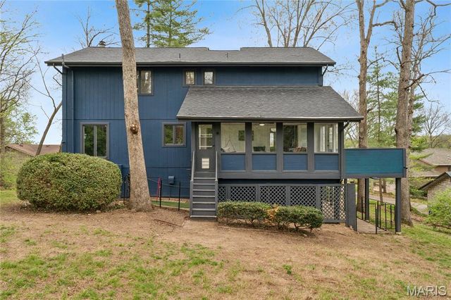 39 Metz Court, Lake St Louis, MO 63367