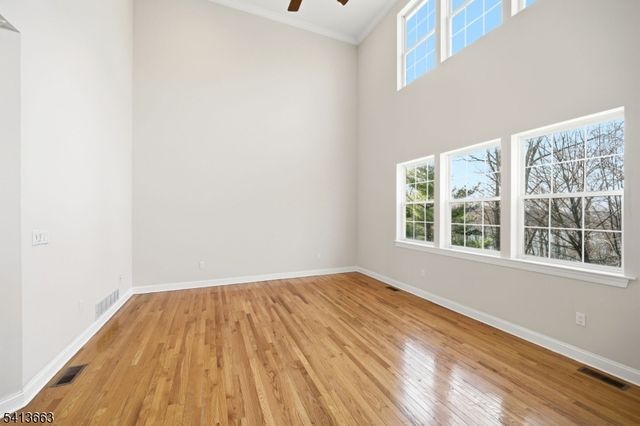 18 Glen Rock Rd, Cedar Grove Twp., NJ 07009