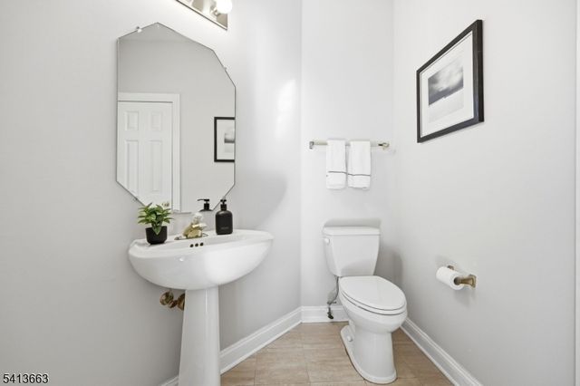 18 Glen Rock Rd, Cedar Grove Twp., NJ 07009