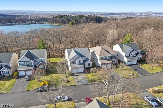 18 Glen Rock Rd, Cedar Grove Twp., NJ 07009