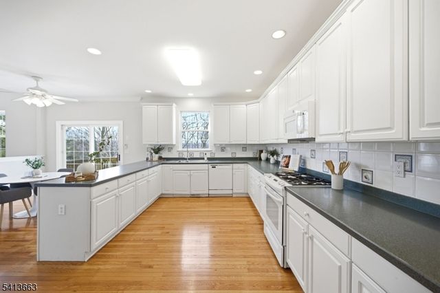 18 Glen Rock Rd, Cedar Grove Twp., NJ 07009