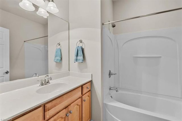 132 Heritage Hill Drive, Jamestown, NC 27282