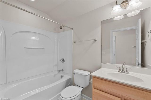 132 Heritage Hill Drive, Jamestown, NC 27282