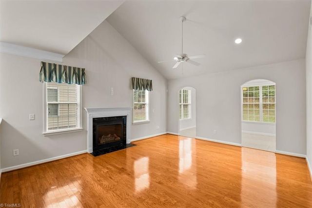 132 Heritage Hill Drive, Jamestown, NC 27282