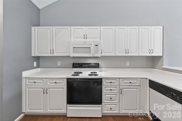 19830 Oak Leaf Circle 57, Cornelius, NC 28031