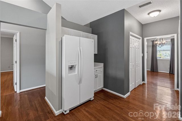 19830 Oak Leaf Circle 57, Cornelius, NC 28031