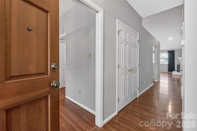 19830 Oak Leaf Circle 57, Cornelius, NC 28031