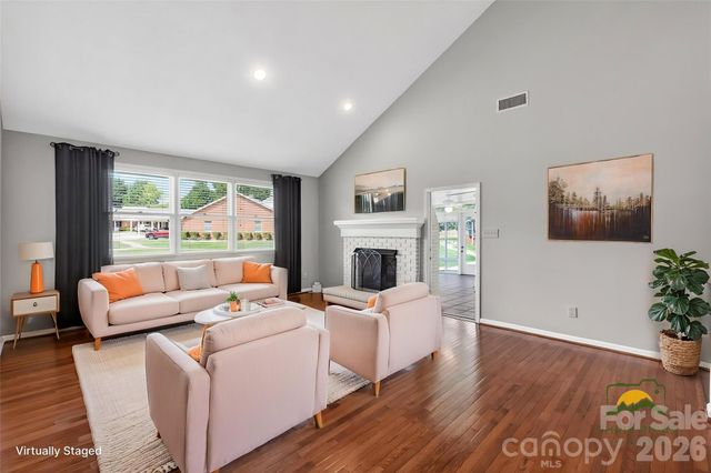 19830 Oak Leaf Circle 57, Cornelius, NC 28031