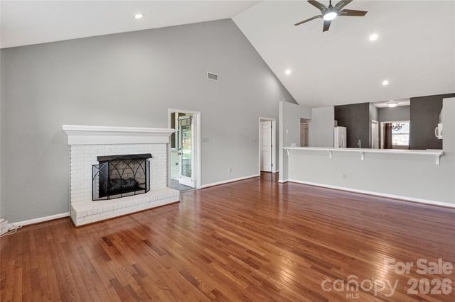 19830 Oak Leaf Circle 57, Cornelius, NC 28031