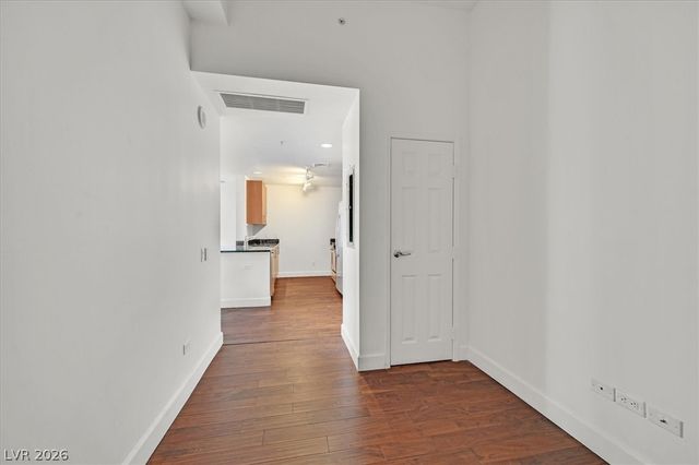 200 West SAHARA Avenue 3702, Las Vegas, NV 89102