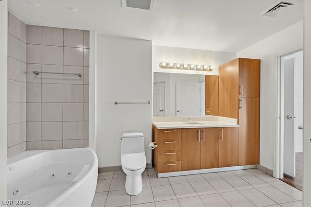 200 West SAHARA Avenue 3702, Las Vegas, NV 89102