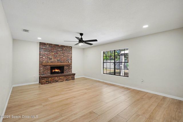 2555 Kumquat Street NE, Palm Bay, FL 32905