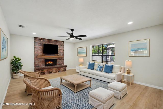 2555 Kumquat Street NE, Palm Bay, FL 32905