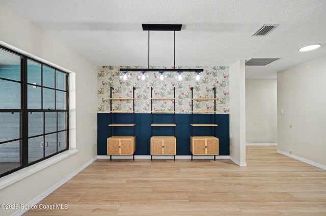 2555 Kumquat Street NE, Palm Bay, FL 32905