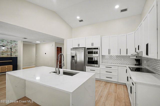 2555 Kumquat Street NE, Palm Bay, FL 32905