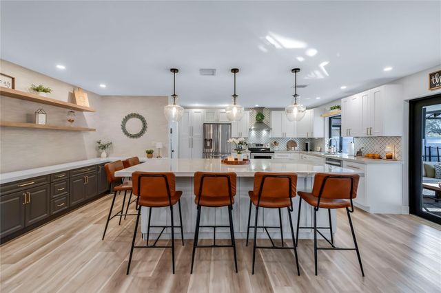 462 NW 113th Terrace, Coral Springs, FL 33071