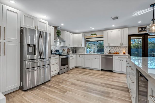 462 NW 113th Terrace, Coral Springs, FL 33071