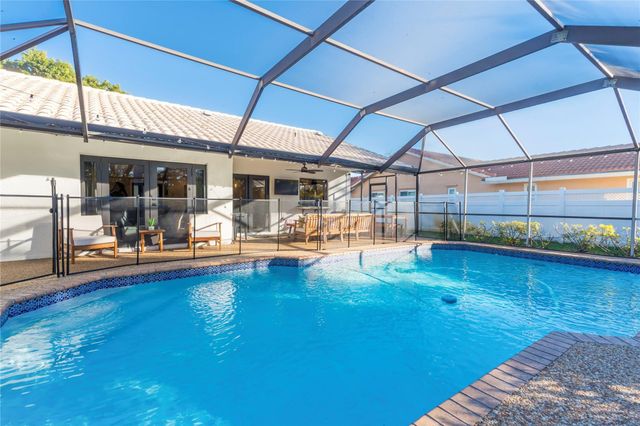 462 NW 113th Terrace, Coral Springs, FL 33071