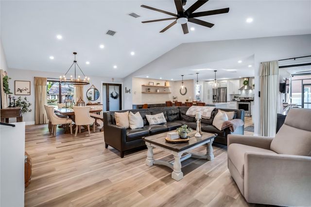 462 NW 113th Terrace, Coral Springs, FL 33071