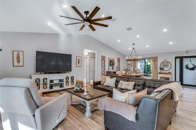 462 NW 113th Terrace, Coral Springs, FL 33071